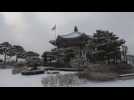 Snow flurry hits Seoul - Label : AFPTV - First images - Category : News