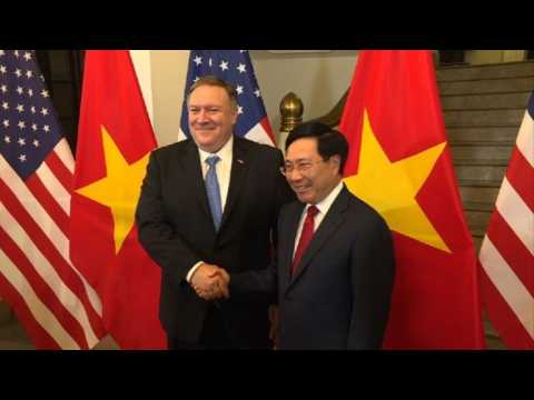 Mike Pompeo meets Vietnamese Foreign Minister in Hanoi