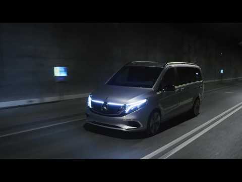 Mercedes-Benz Concept EQV Driving Video