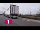 Brexit / Customs officers' rule-book slowdown : big traffic jams on the A16 motorway in Calais