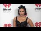 Demi Lovato Knocks Out Personal Trainers Tooth While Boxing