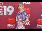 Taylor Swift shakes off haters with iHeartRadio Music Awards speech