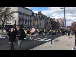 A Toulon Près De 1500 Gilets Jaunes Et Défenseurs Du