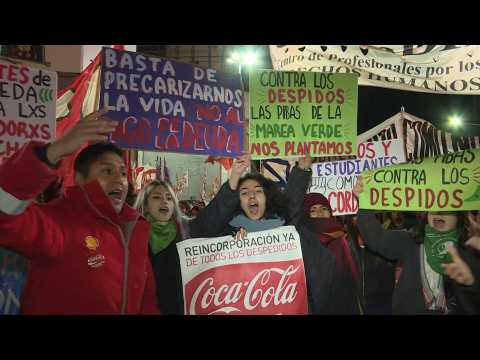 Protesters block Buenos Aires access roads during national strike
