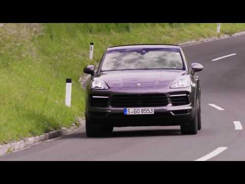 Porsche Cayenne S Coupé in quarzite grey Driving Video
