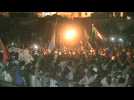 Sudanese protest at military HQ for demo to pressure generals - Label : AFPTV - First images - Category : News