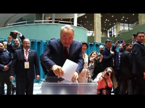 Kazakhstan's Nursultan Nazarbayev casts his vote