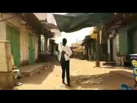 Sudanese shops closed in Sudan's Omdurman as strike begins