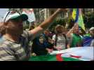Algerians demonstrate after interim leader called for "dialogue" - Label : AFPTV - First images - Category : News