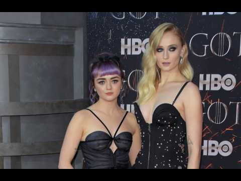 Sophie Turner and Maisie Williams 'tried to kiss each other' on Game of Thrones set