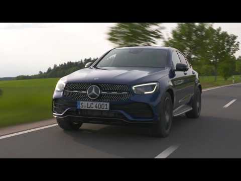 Mercedes-Benz GLC 300 4MATIC Coupe in Brilliant blue Driving Video