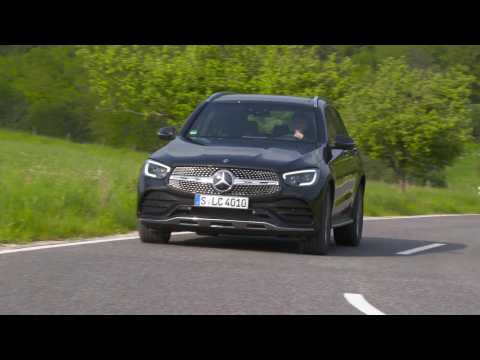 Mercedes-Benz GLC 300d 4MATIC in Graphite grey Driving Video