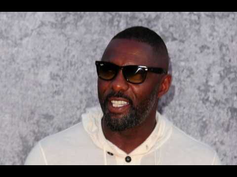 Idris Elba 'really wants' to star in romantic comedy