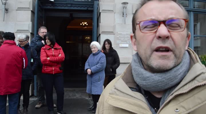 Saint-Brieuc Bureaux de poste. Les syndicats invitent la maire à rejoindre la lutte (Le Télégramme)
