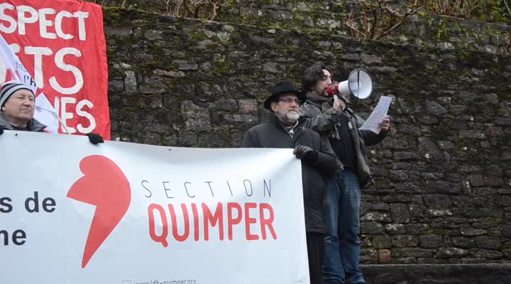 Quimper. Manifestation contre la loi Asile et Immigration (Le Télégramme)