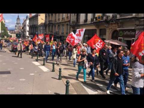 Bourg-en-Bresse : 1500 manifestants contre les ordonnances Macron
