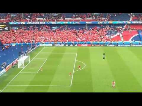 Ambiance Parc des Princes.mp4