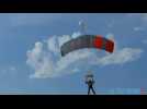 Le gratin du parachutisme mondial f&eacute;minin &agrave; l'a&eacute;rodrome de Lyon-Corbas - Label : Le Progrès - Category : Sport