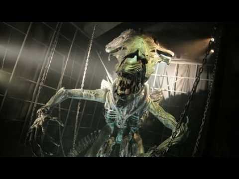 La reine des Aliens montre les dents à Lyon