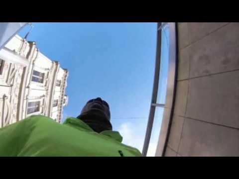 Lyon : Christopher Zombo défie le métro
