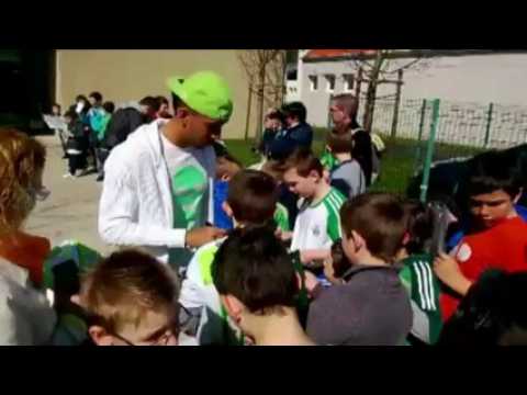 ASSE: séance d'autographes improvisée pour Aubameyang et Perrin