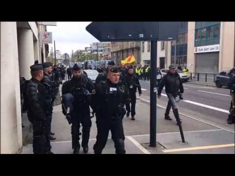 Tension entre les gilets jaunes et les forces de l'ordre à Nancy