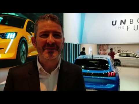 Gilles Vidal, directeur du style de Peugeot : "Le concept E-Legend ne deviendra pas un véhicule de série"