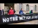Bar-le-Duc : Opération des Jeunes agriculteurs et de la FDSEA devant la préfecture de la Meuse