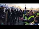 Les gilets jaunes de Belfort face aux forces de l'ordre