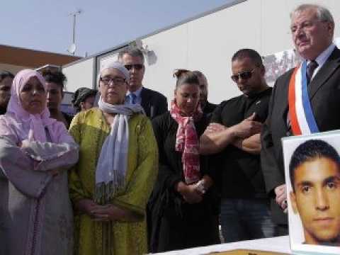 Stade de Meyzieu: une minute de silence pour Mohamed Legouad