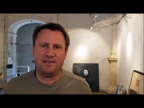 Fabrice Hérard, chargé de mission auprès des Amis Du Musée de Pontarlier, donne les grandes lignes du Salon des Annonciades