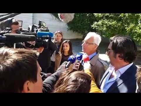 Fin de garde à vue pour le Dr Péchier, ses avocats restent prudents