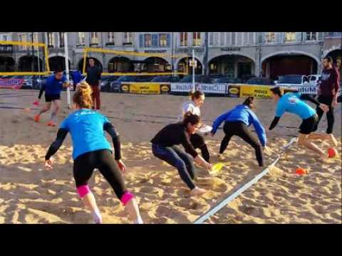 Le club de volley de Pont-a-Mousson s'entraine place Duroc
