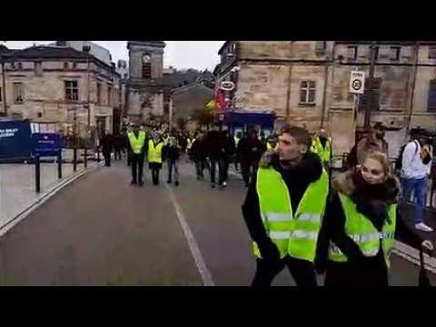 Bar-le-Duc : les gilets jaunes manifestent dans les rues