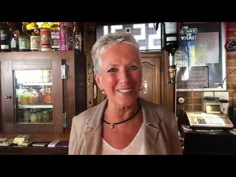 Michèle Rémond, propriétaire du bar Les Arcades à Besançon, raconte son plus beau souvenir