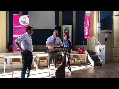 Les joueurs du Rugby club Vesoul reçus à la mairie
