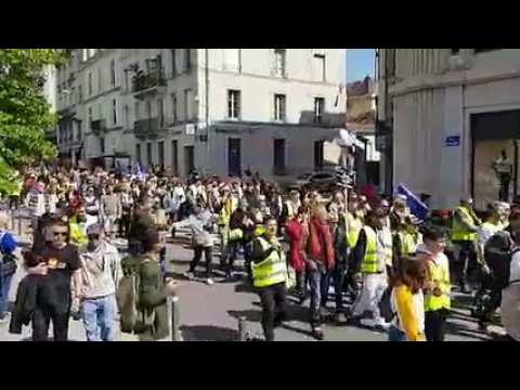 1er-Mai à Nancy : les gilets jaunes défilent en queue de cortège