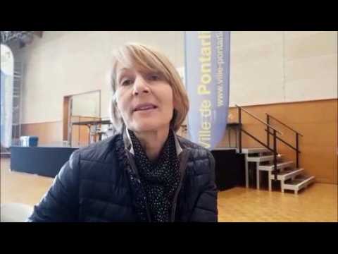 Présentation des championnats de France de tarot à Pontarlier par Isabelle Narduzzi