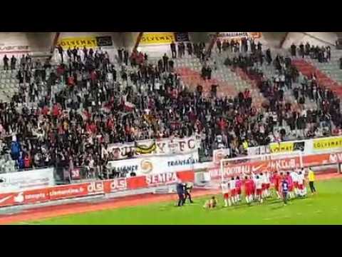 Quand Saint-Symphorien siffle le FC Metz leader contre Grenoble (1-1), Picot fête l'ASNL qui se rapproche du maintien face à Orléans (1-0)...