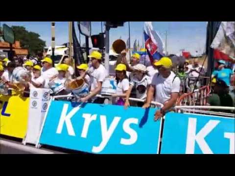 Tour de France :  l'heure est au rafraîchissement à Nancy, sur la ligne d'arrivée boulevard d'Austrasie