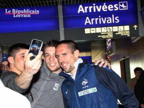 Les Bleus sont arrivés à Luxembourg : Ribéry superstar