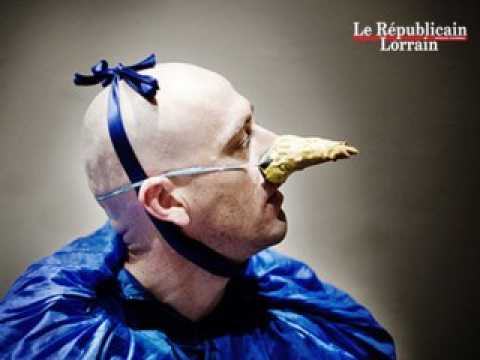 Arnaud Aymard, l'oiseau (bleu) rare