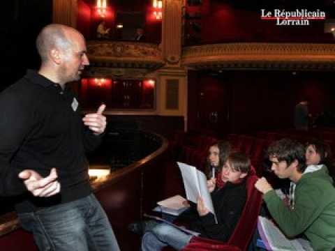 Cartable dans les coulisses du spectacle
