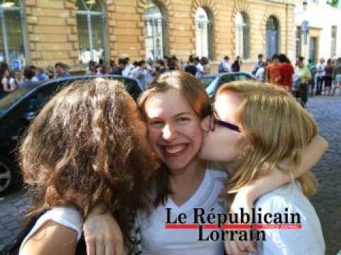 Bac au lycée de la Communication : l'examen de passage et... de la fête
