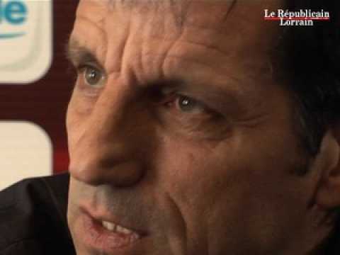 FC Metz : Dominique Bijotat "n'aime pas le je..."