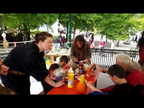 Acte 3 des Imaginales ! Le festival se poursuit dans un bel esprit et sous le soleil