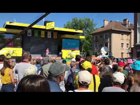 Ambiance sur le Tour de France, avant le départ de la Caravane à Saint-Dié-des-Vosges