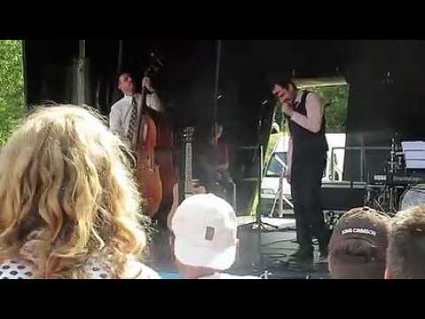 Gainsbourg repris au bord du lac de la Plaine