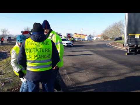 Gilets jaunes : ambiance boîte de nuit à Phalsbourg