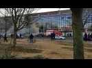 Voiture incendi&eacute;e devant le lyc&eacute;e Rudloff - Label : Les Dernières Nouvelles d'Alsace - Category : News